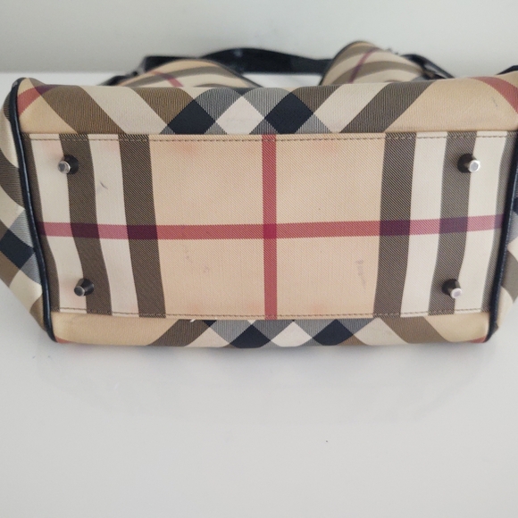 Burberry Canterbury Black Patent Bag - Picture 10 of 14